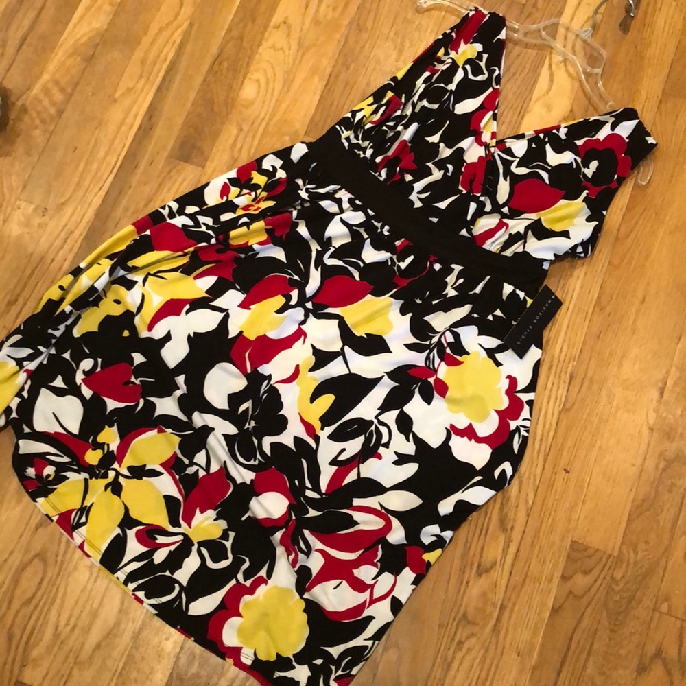 Flowy vneck and back dress
